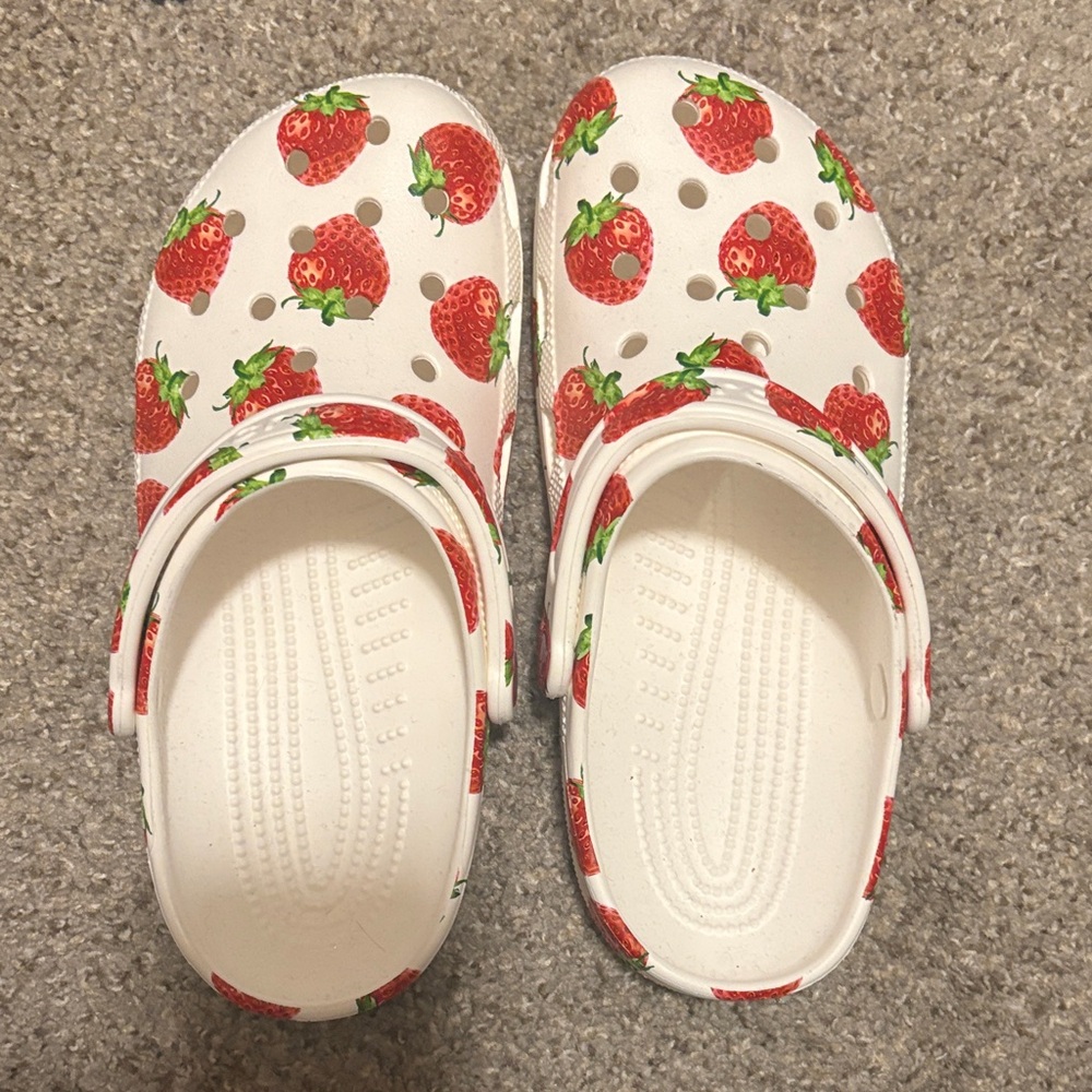 Strawberry Print Crocs